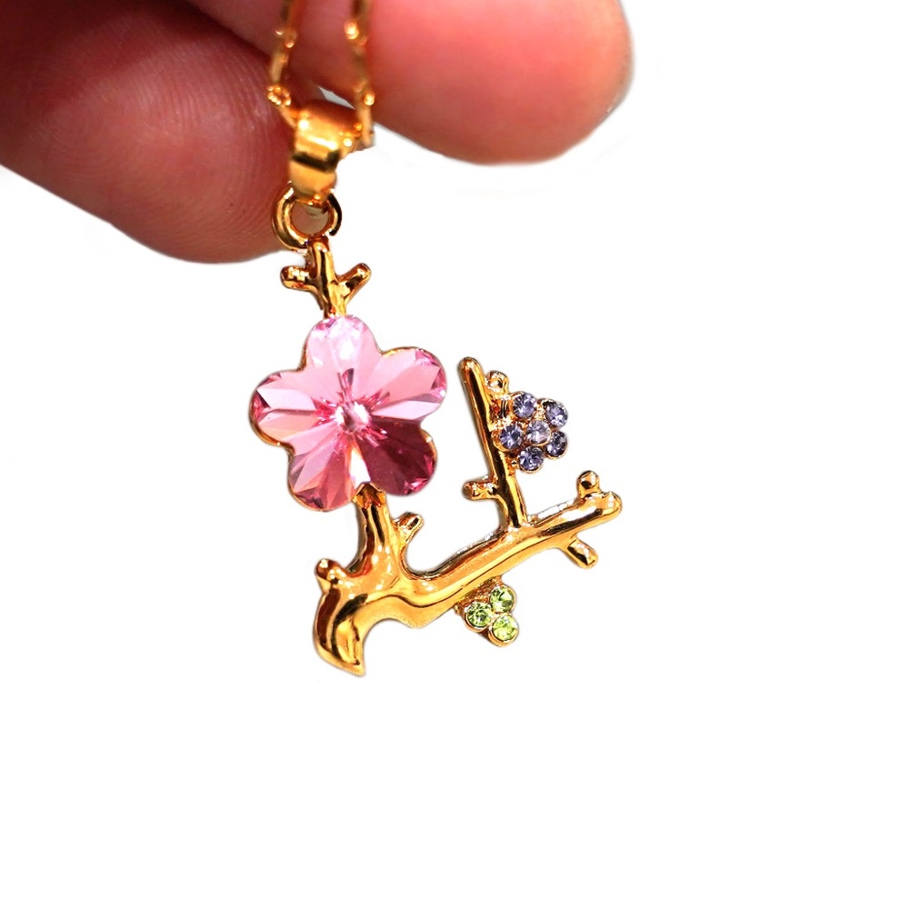 Pink Crystal Flower Pendant Necklace